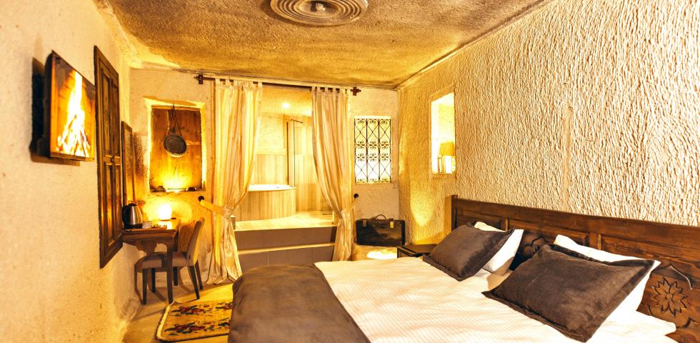 Nolina Cave Suite - 104